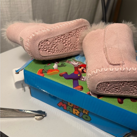 Pink Suede Moccasin Boots with Fur Trim - Picture 6 of 6